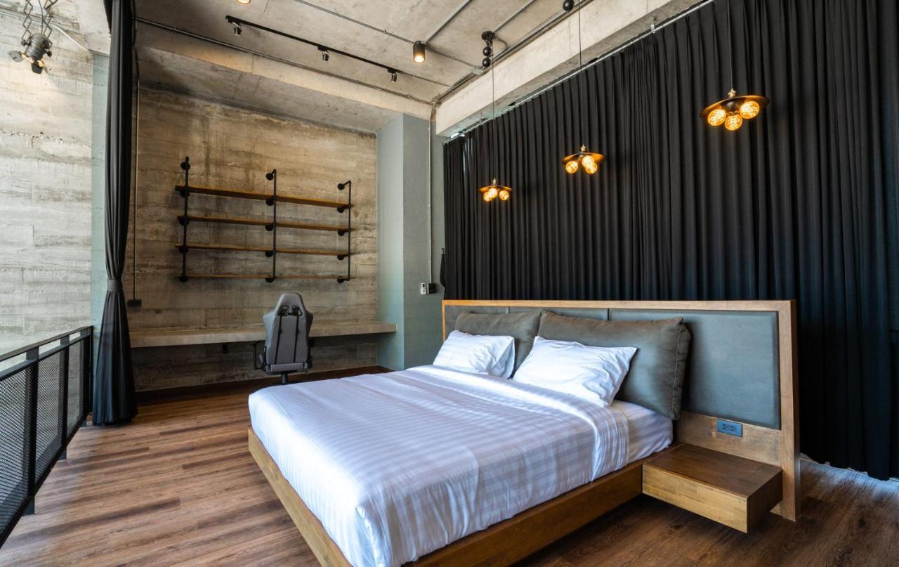 The Bloc @ Sea Hotel Thap Sakae Exterior photo