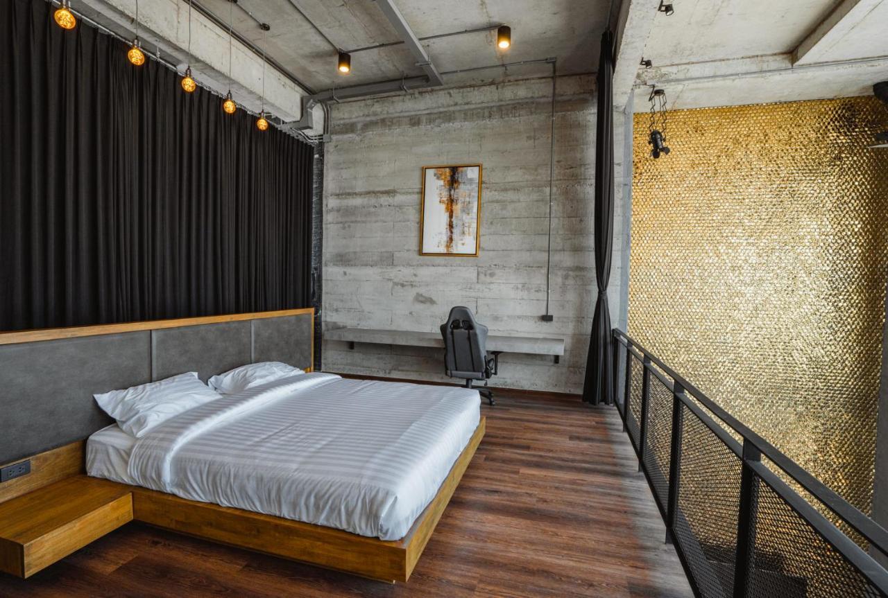 The Bloc @ Sea Hotel Thap Sakae Exterior photo